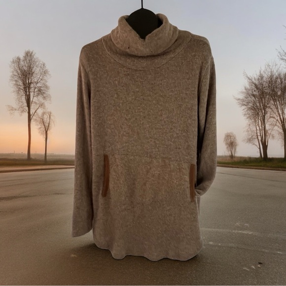 Cowl Neck Tunic Sweater by Hailey & Co - Size Large - Picture 8 of 12